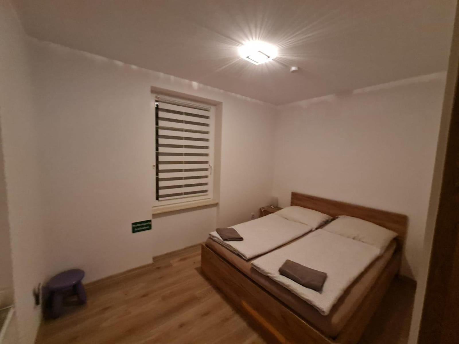 Photo 80