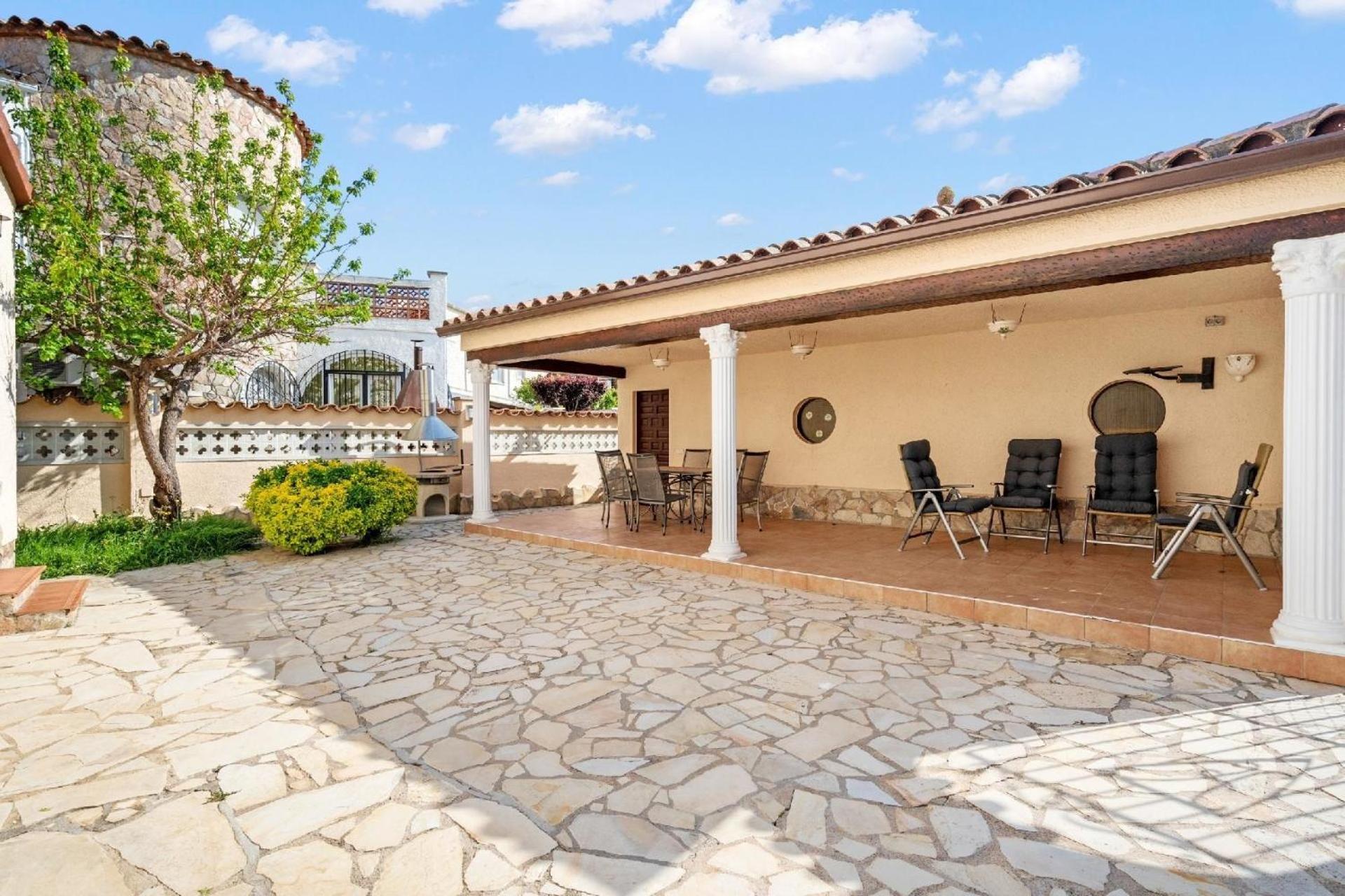 Ferienhaus mit Privatpool für 7 Personen ca 100 qm in Empuriabrava, Costa Brava Golf de Roses view 3