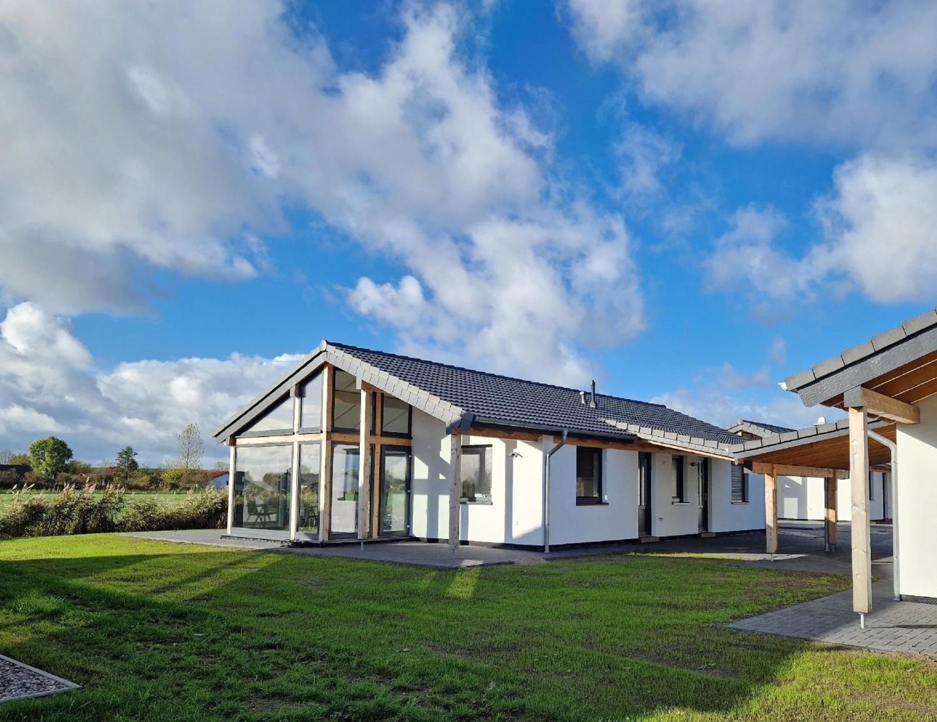 Eingezäuntes Ferienhaus mit Infrarotkabine