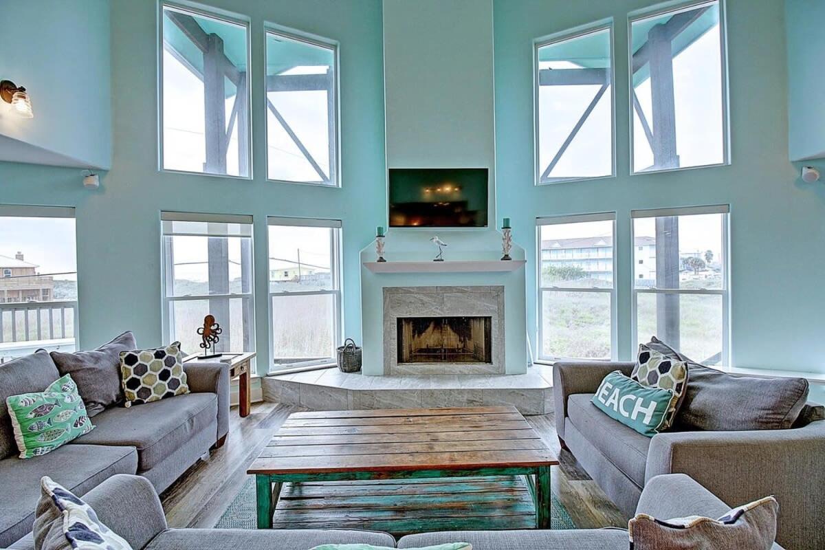 Beach Views- La Playa Paradise - large island home view 2
