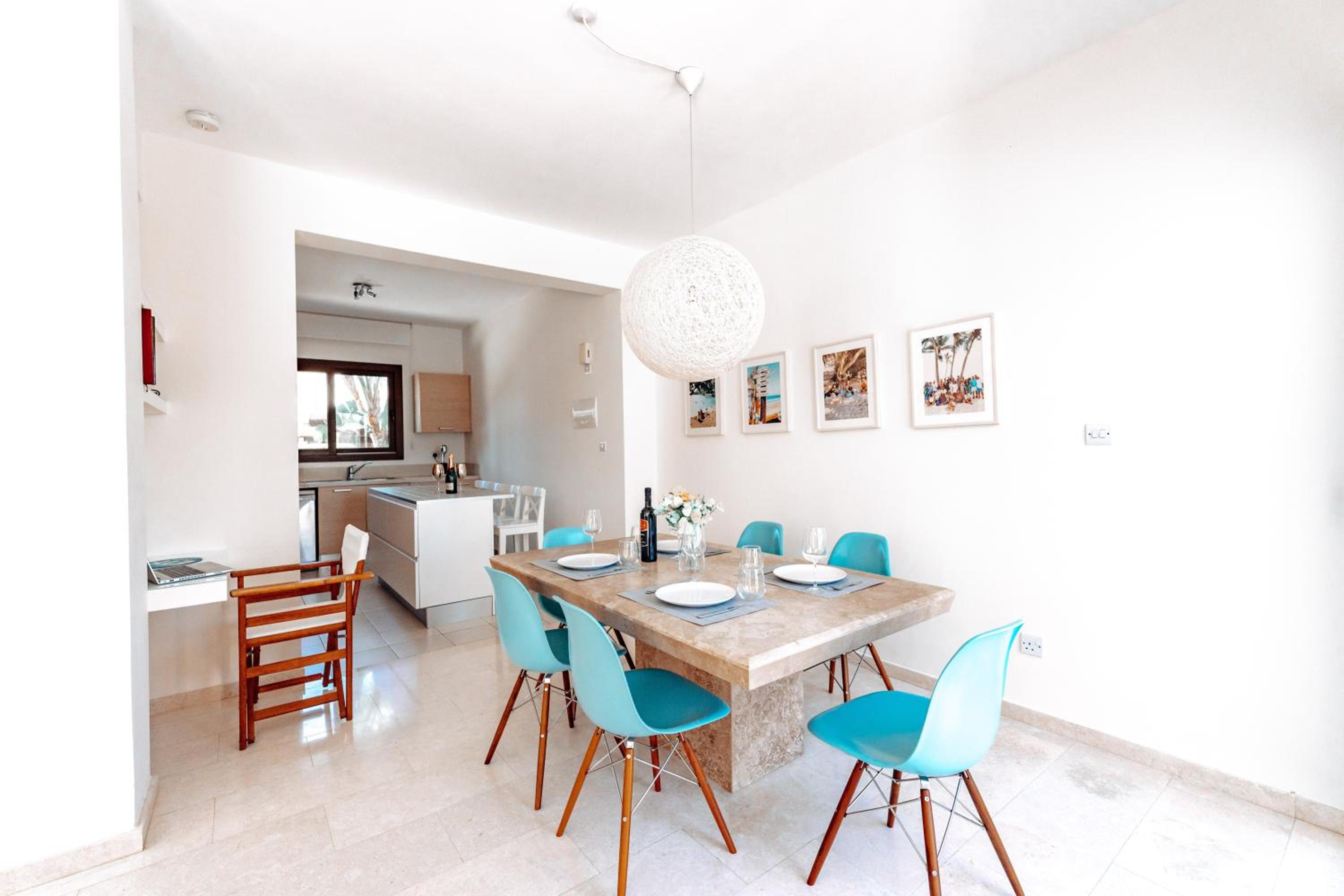 WealthyStays Sunset Villa, 3min walk to Sea