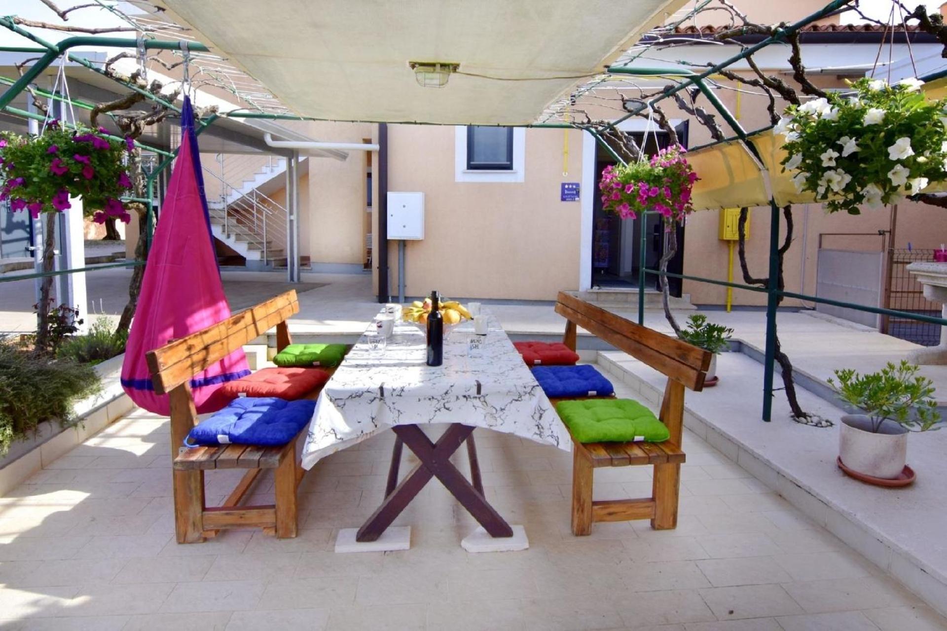 Charmantes neues Apartment mit Terrasse Meer nähe Enea 2