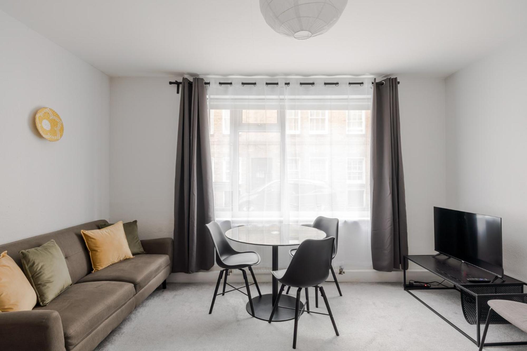 Camden 2bd flat at Rousden Street