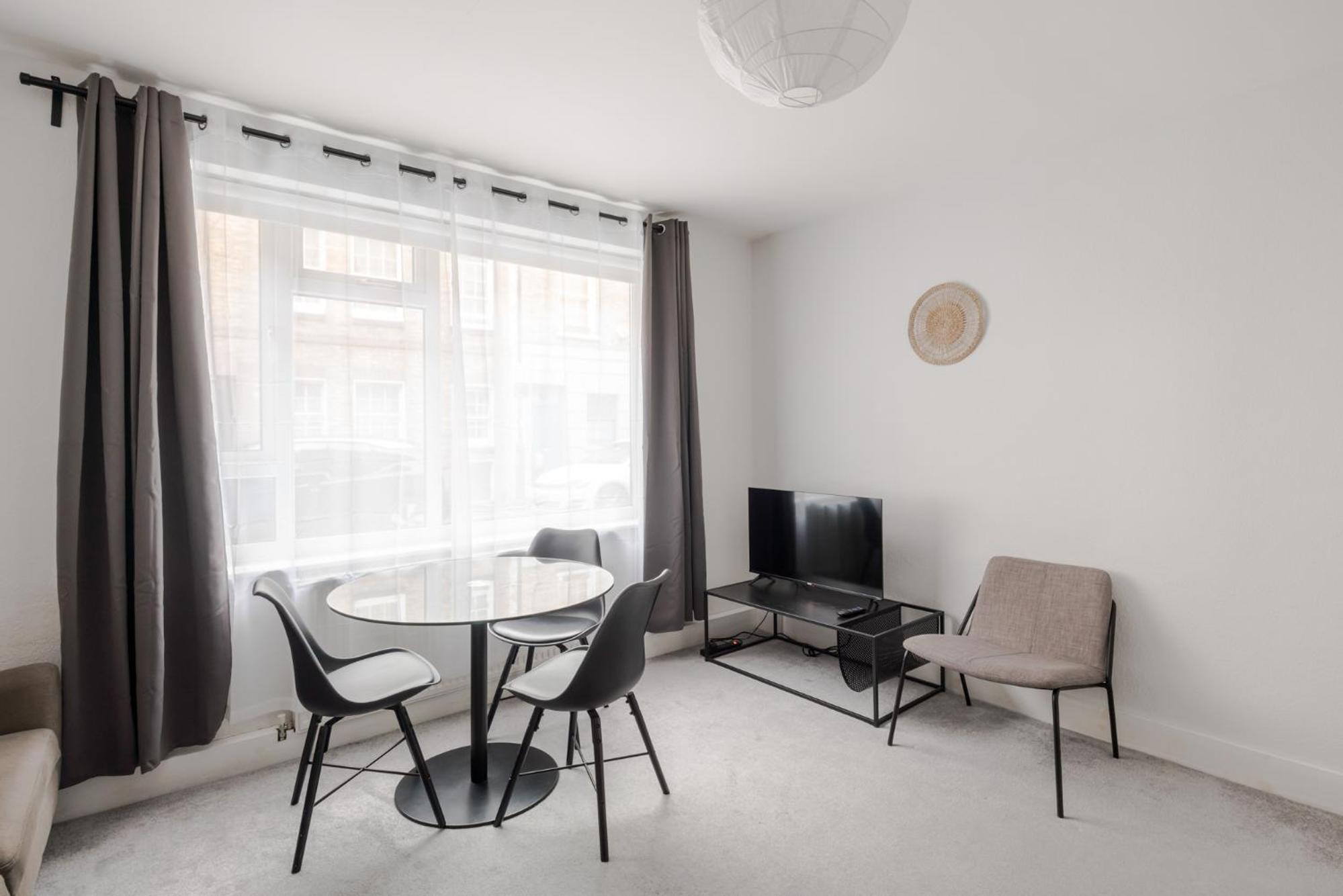 Camden 2bd flat at Rousden Street