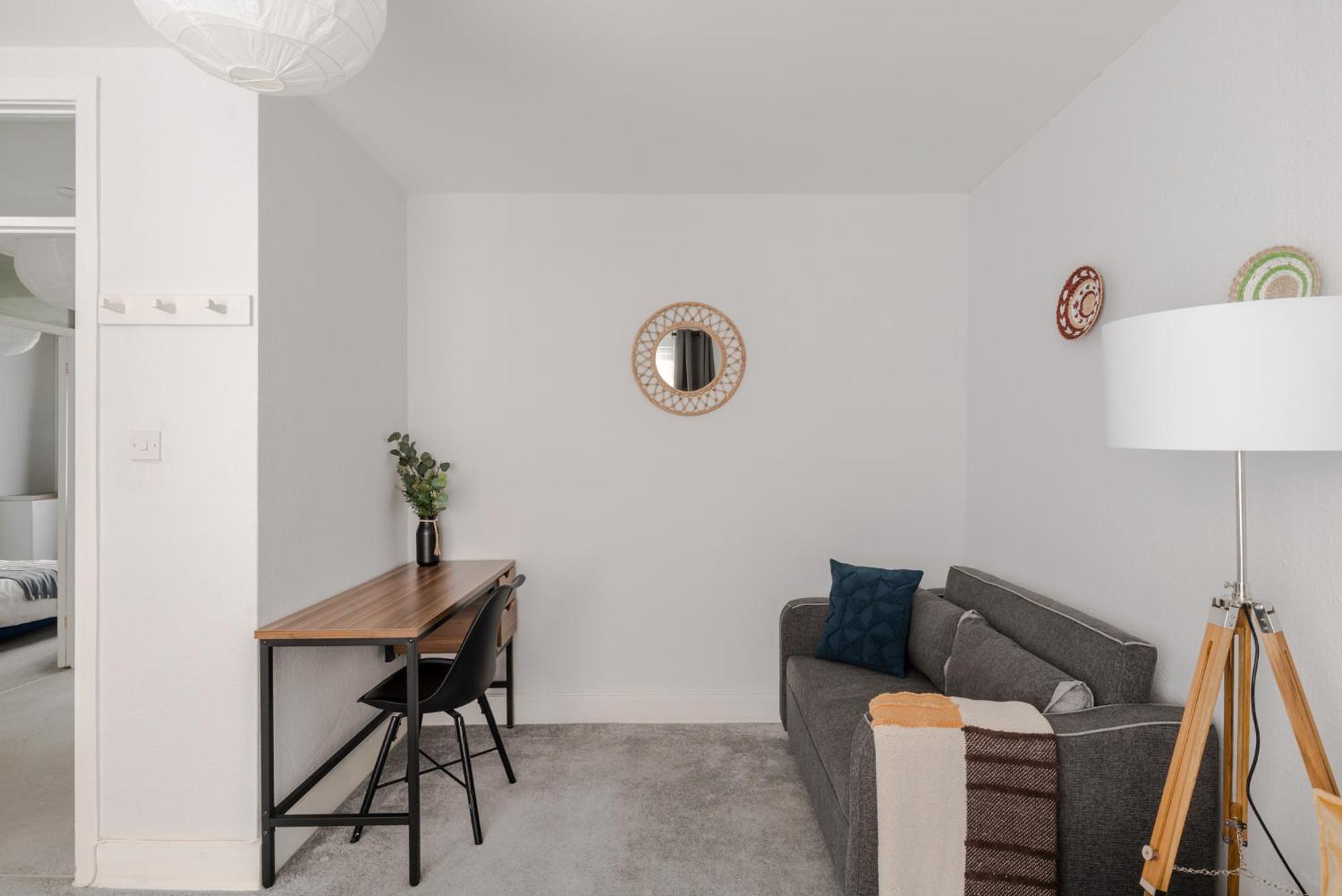 Camden 2bd flat at Rousden Street