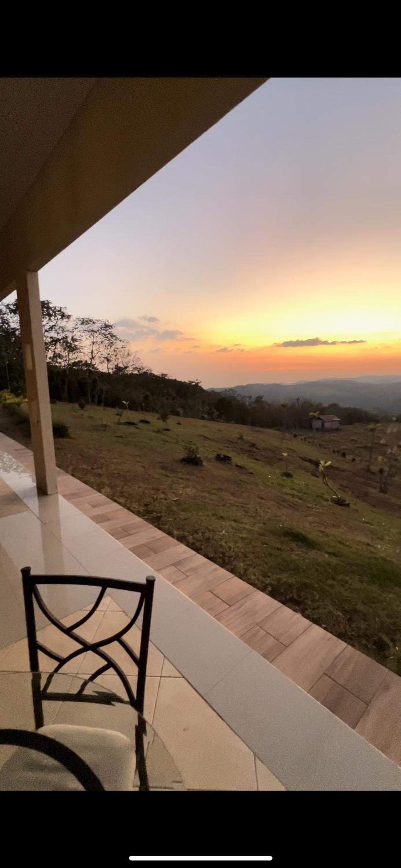 Casa de paz en la montaña