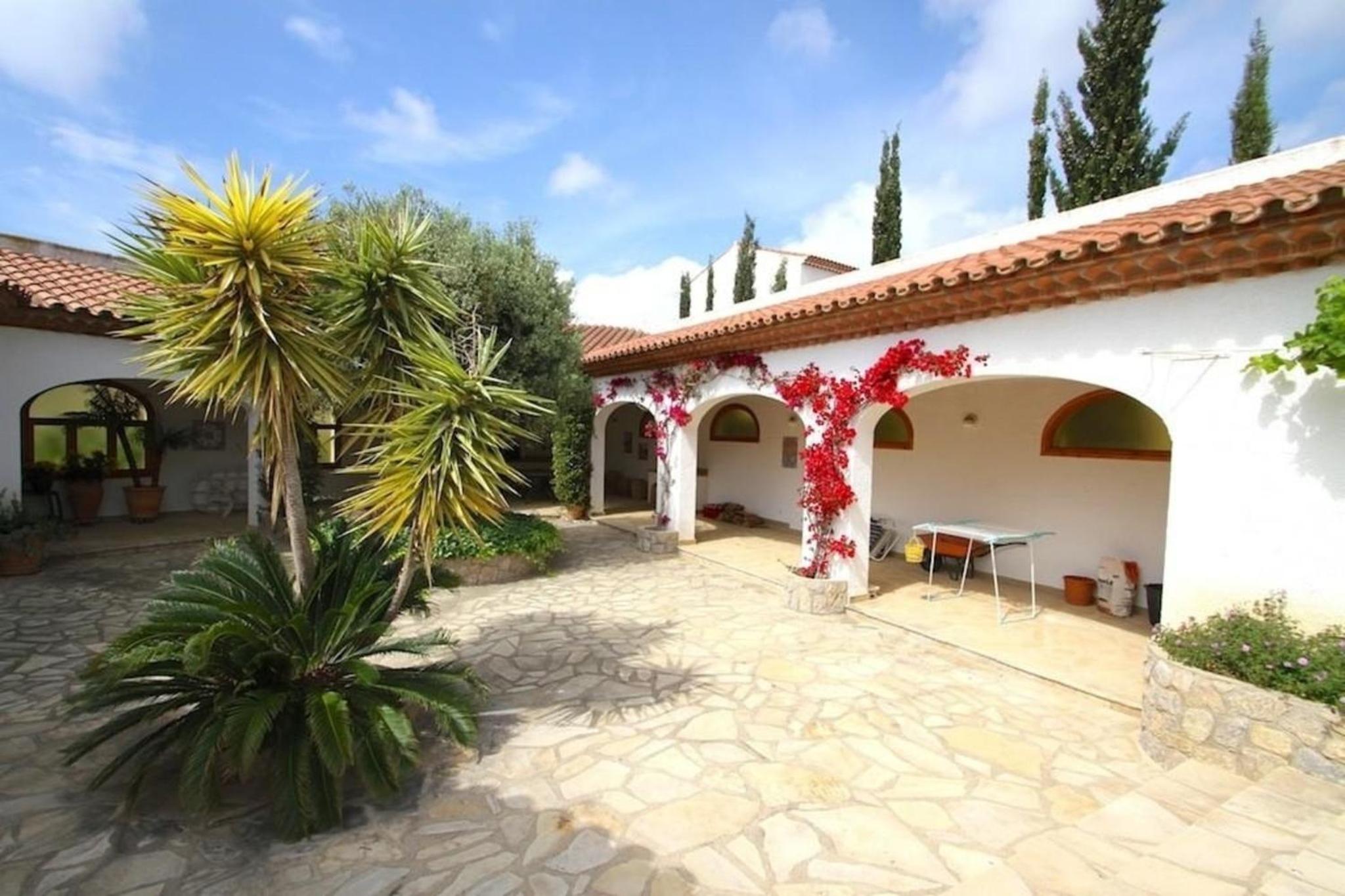 Ferienhaus mit Privatpool für 8 Personen ca 567 qm in Costa del Zefir, Costa Dorada view 2