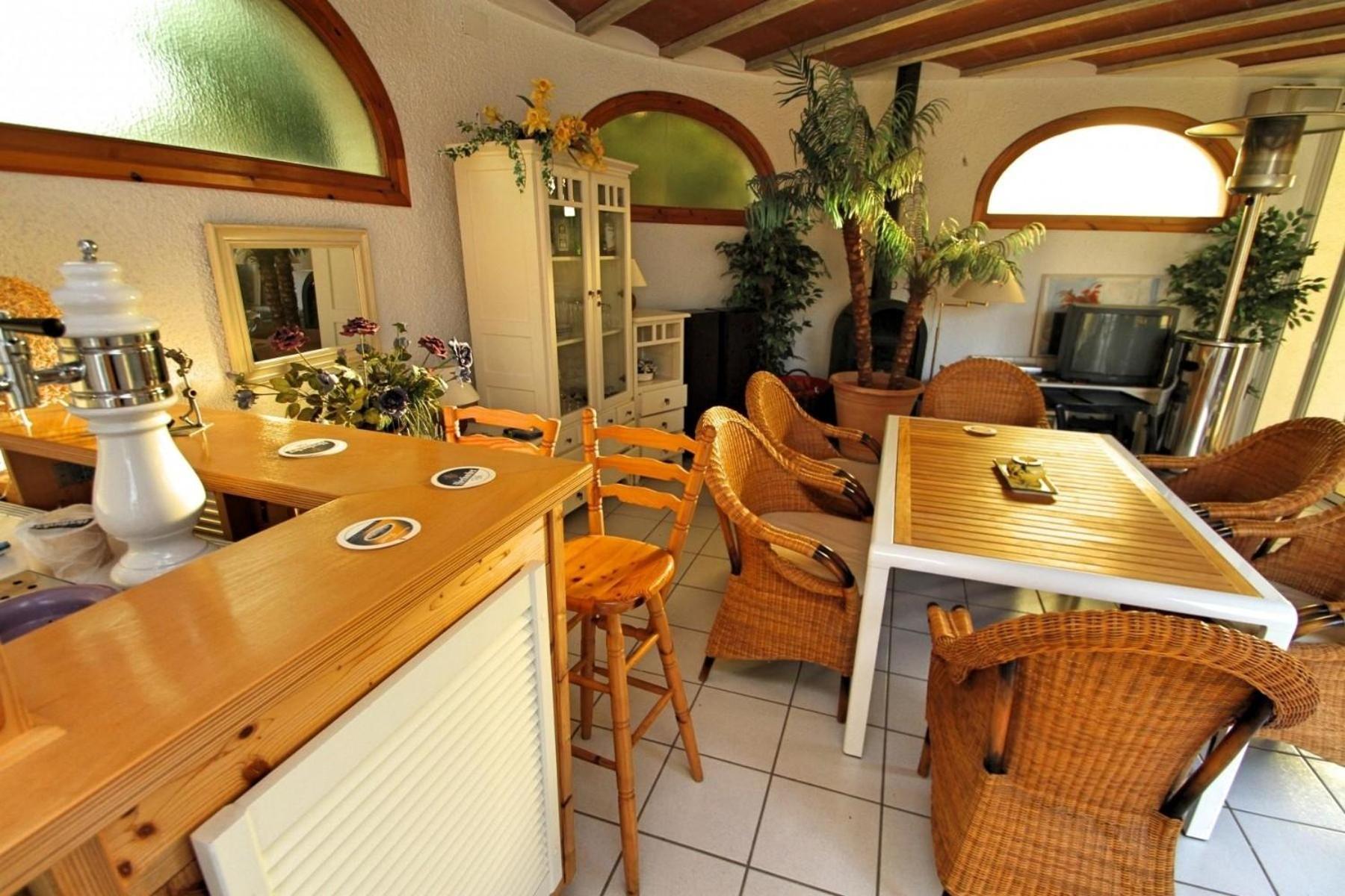 Ferienhaus mit Privatpool für 8 Personen ca 567 qm in Costa del Zefir, Costa Dorada view 4