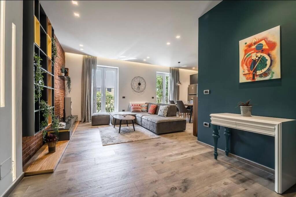 Blloku Deluxe 1BR/AP
