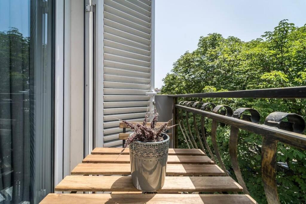 Blloku Deluxe 1BR/AP