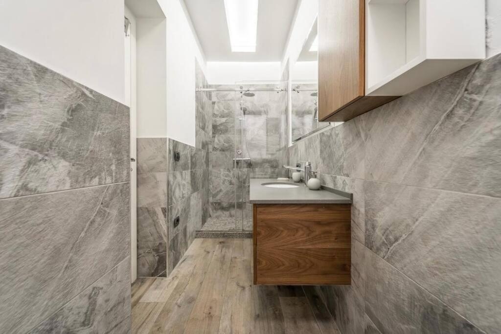 Blloku Deluxe 1BR/AP