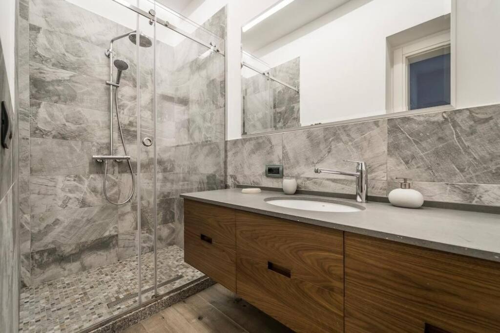 Blloku Deluxe 1BR/AP