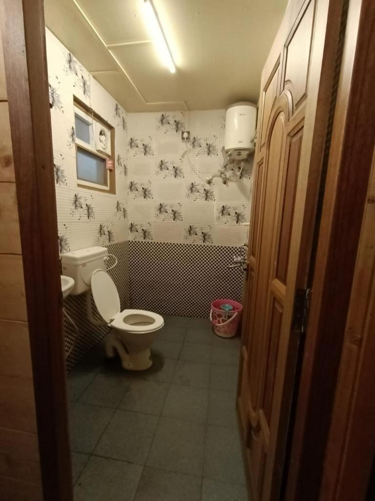 Praveen Woodhouse and Homestay Kodaikanal Vattakanal