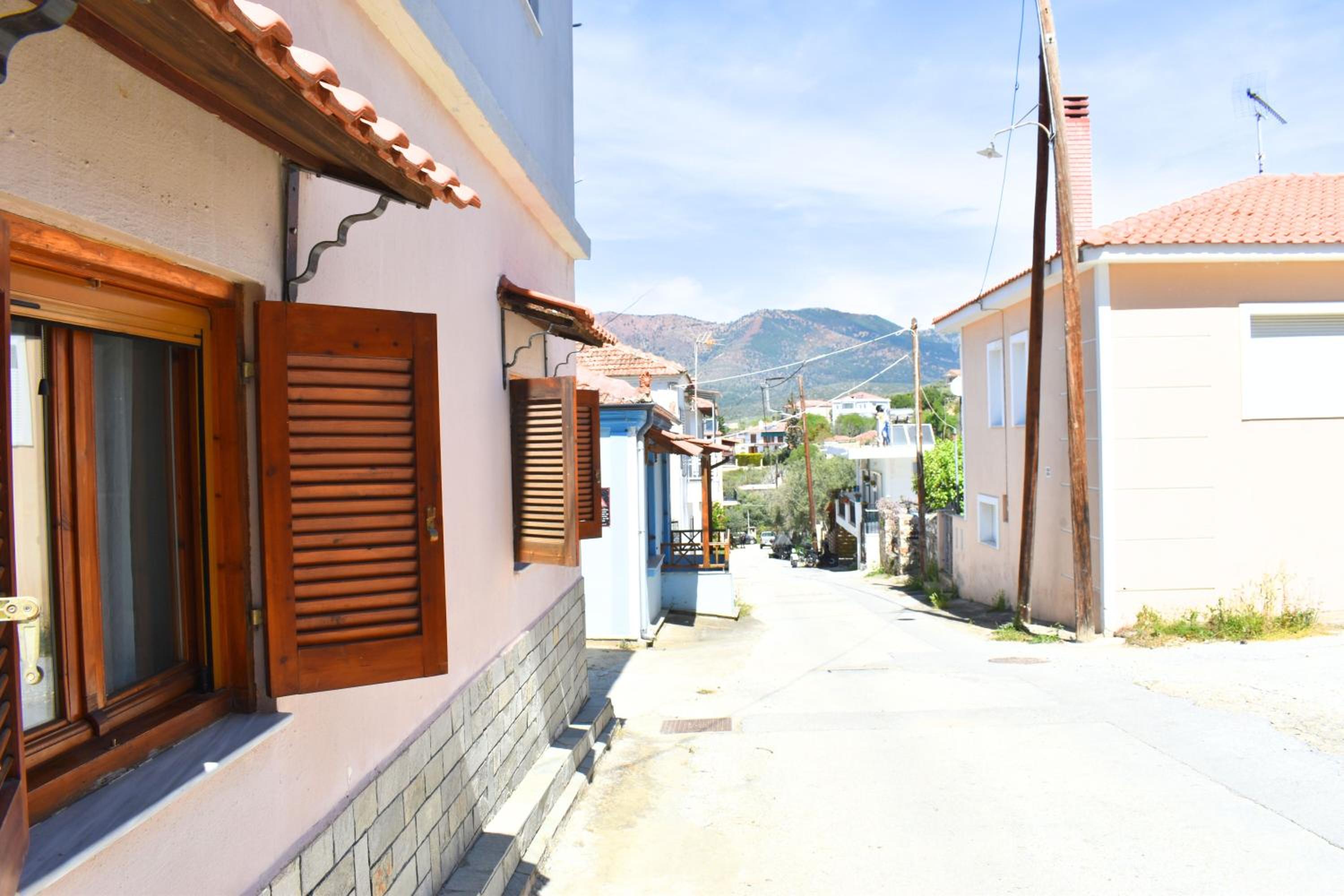 Sunflower House