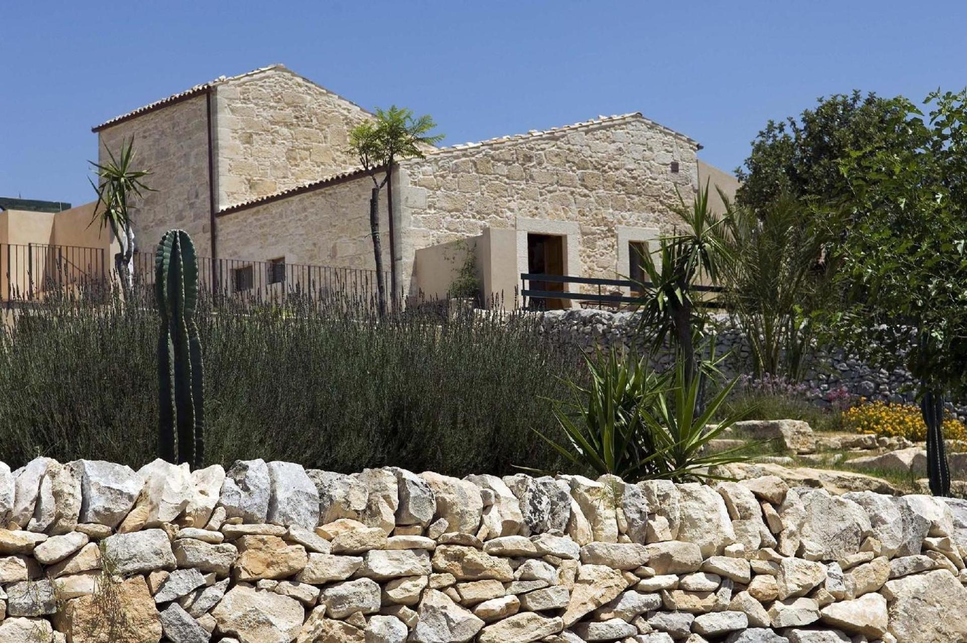 Ferienwohnung für 5 Personen ca 110 qm in Donnafugata, Sizilien Provinz Ragusa view 2