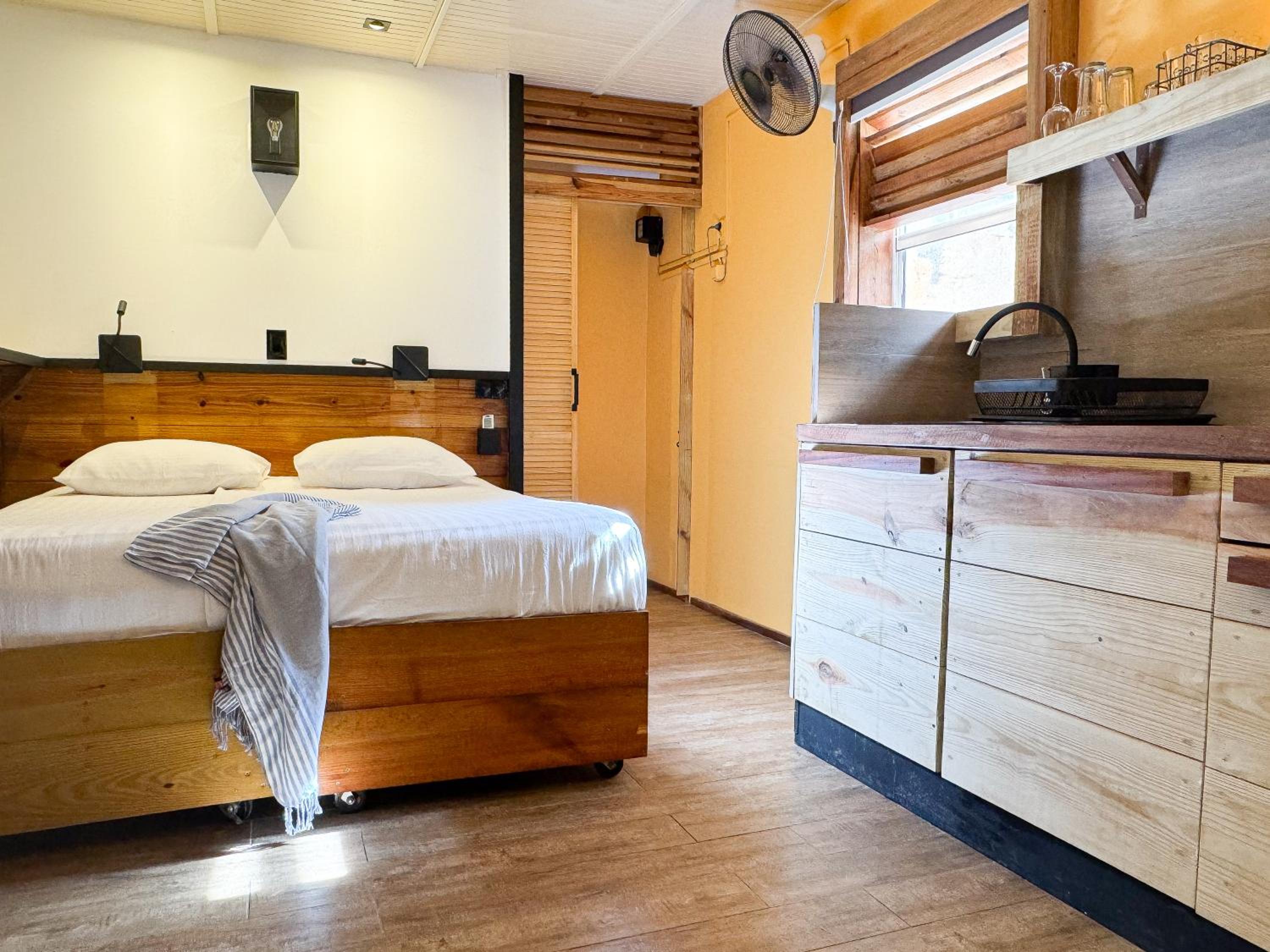 Jan Kok Lodges