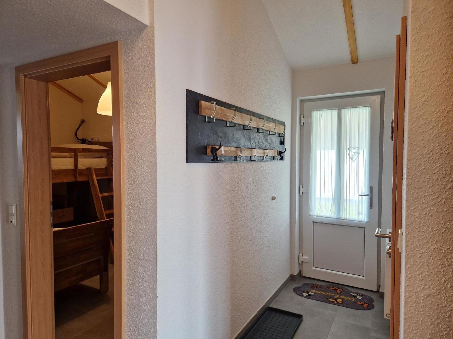 G 8 freistehendes Ferienhaus mit Gartenhaus und Waschmaschine