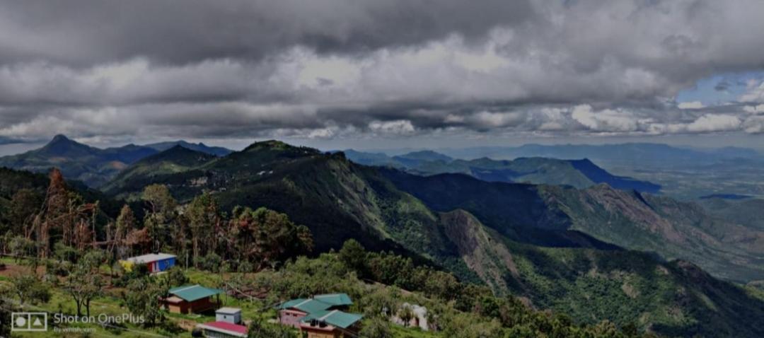 Praveen Woodhouse and Homestay Kodaikanal Vattakanal