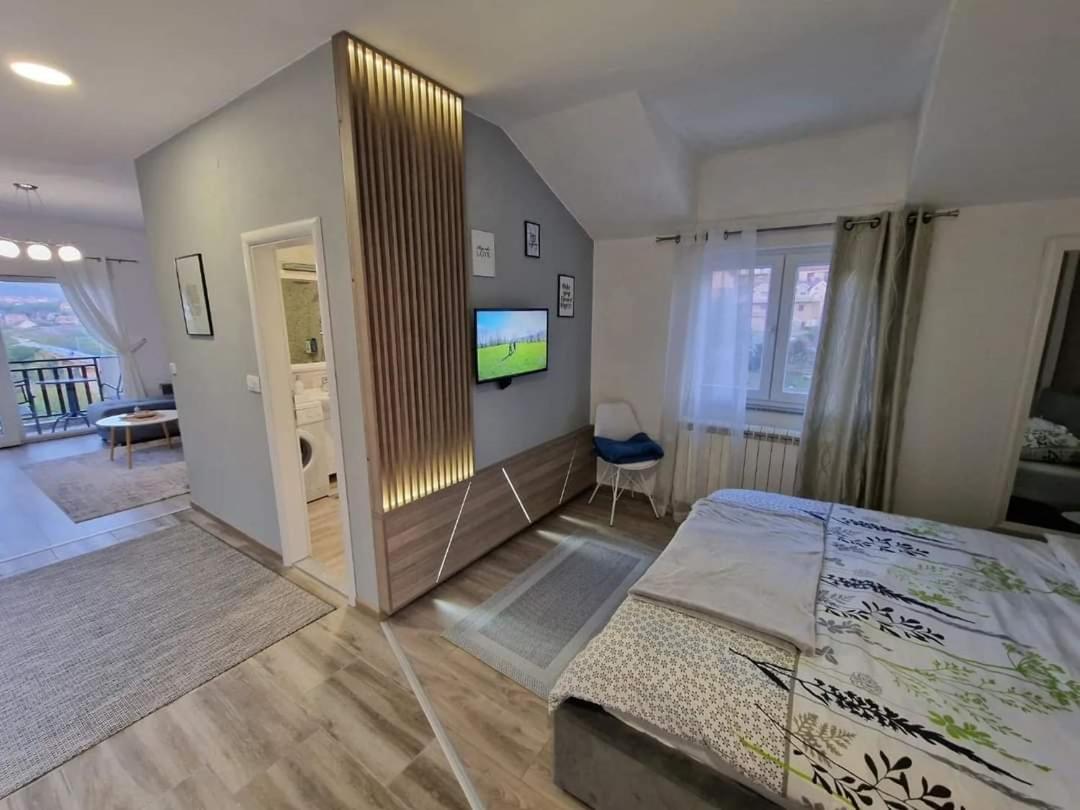 Studio apartmani Milović view 5