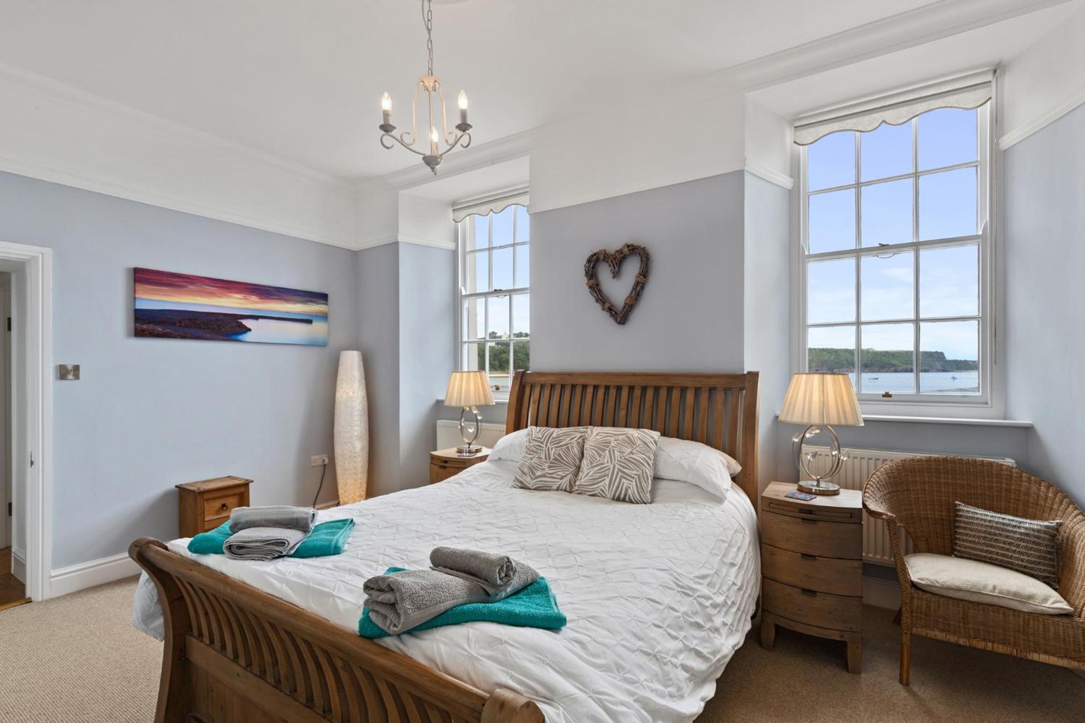Laston Garden Apartment - Sea Views Large Terrace