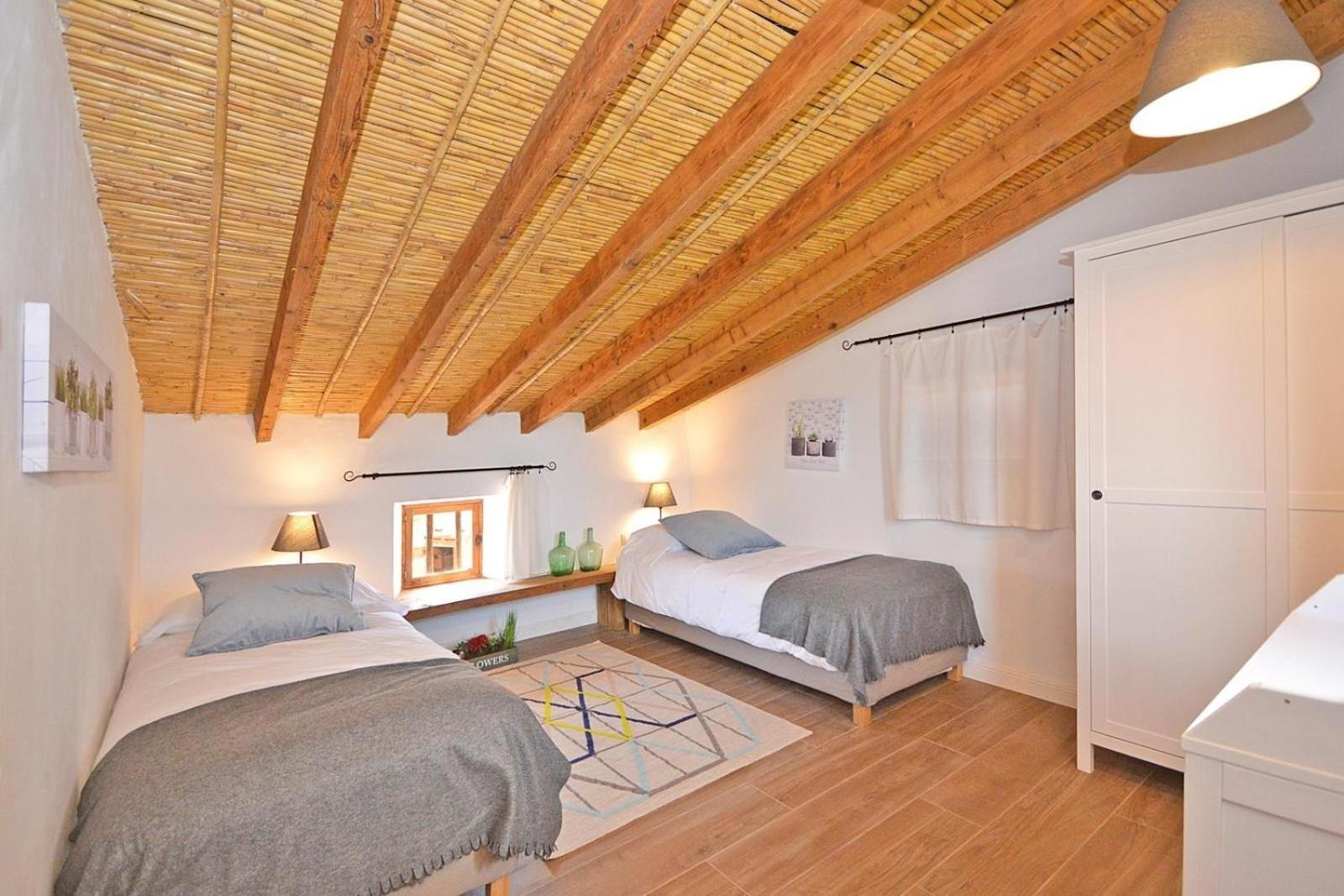 Ferienhaus mit Privatpool für 6 Personen ca 120 qm in Jornets, Mallorca Binnenland von Mallorca view 2