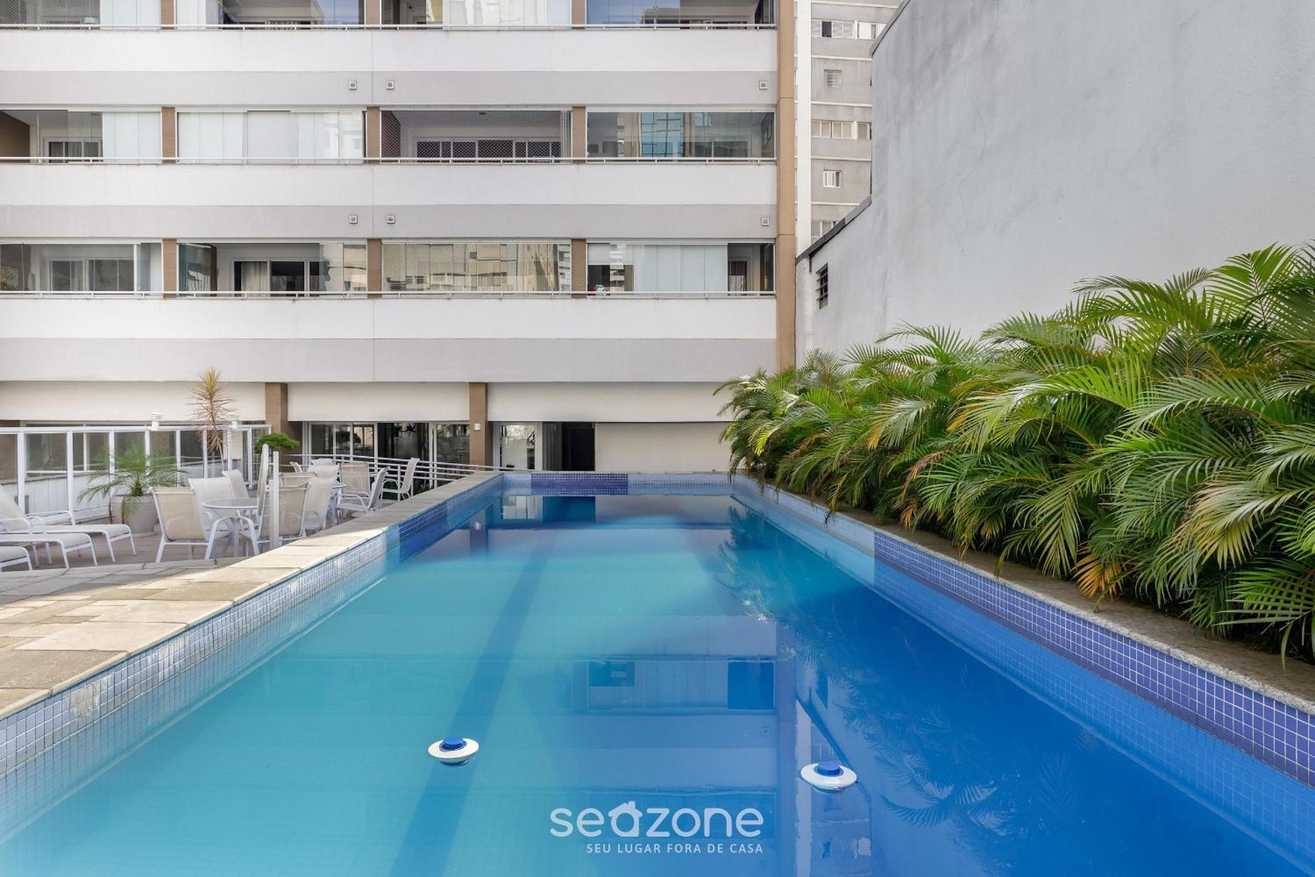 Studio Bem Localizado com Piscina CGF135