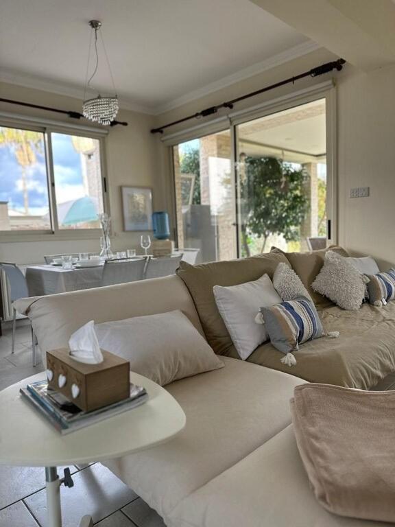 Sunrise Luxury Villa