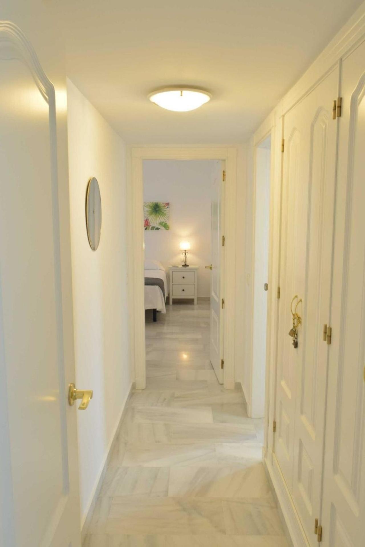 Marbella Vacations - Ferienwohnung fur 4 Personen ca 113 qm in Nueva Andalucia, Andalusien Costa del Sol - Property Image 14