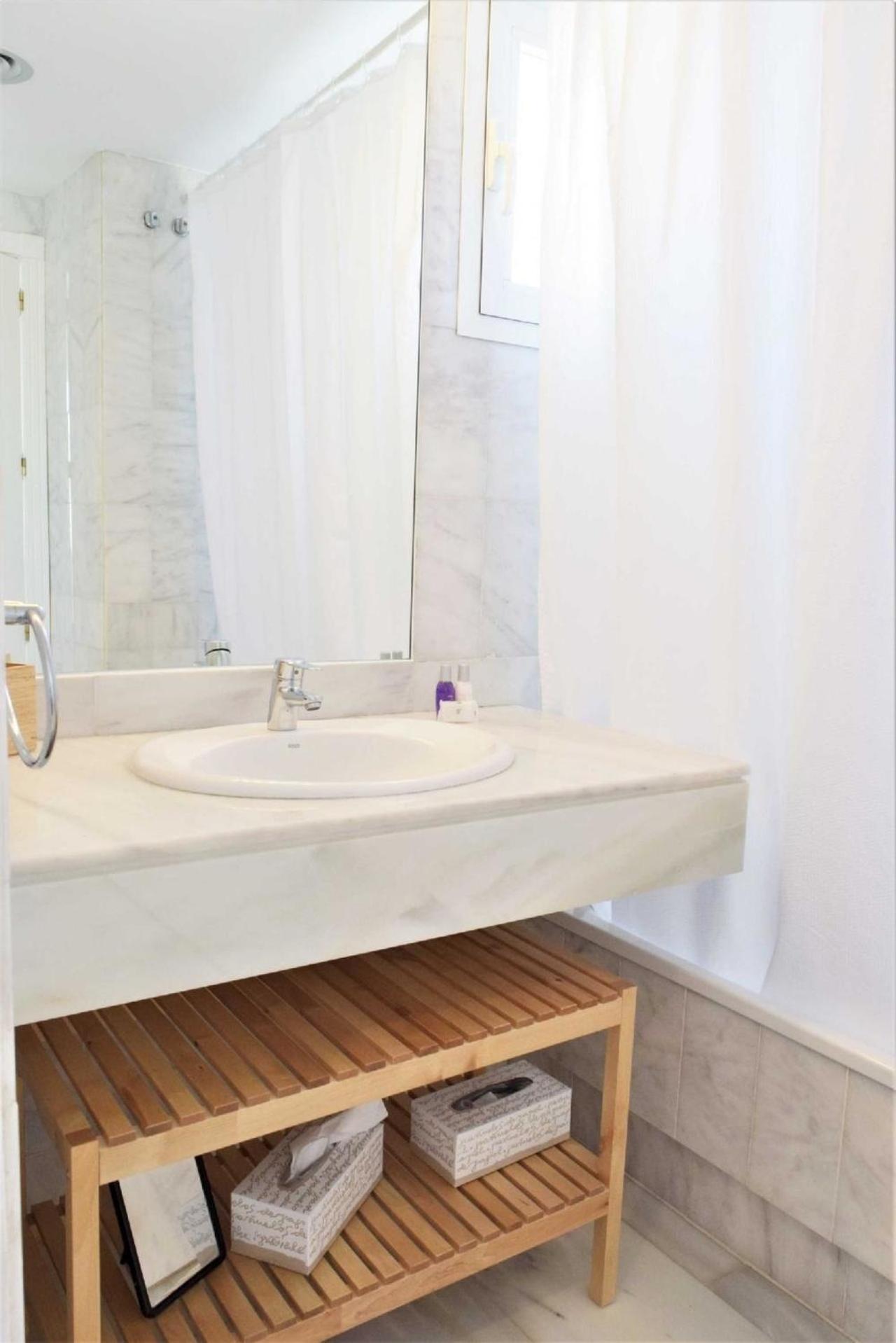 Marbella Vacations - Ferienwohnung fur 4 Personen ca 113 qm in Nueva Andalucia, Andalusien Costa del Sol - Property Image 5