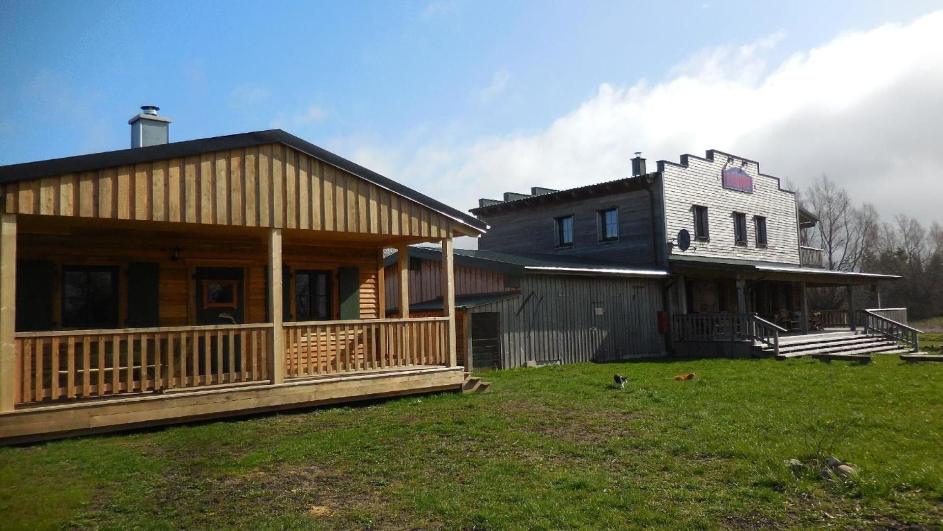 Ferienwohnung mit zwei Schlafzimmern und Terrasse - b63280