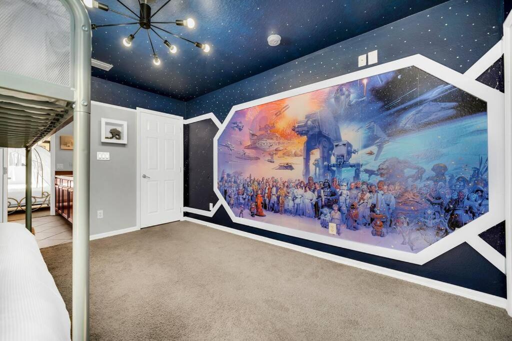 Beautiful 6BR home near Disney