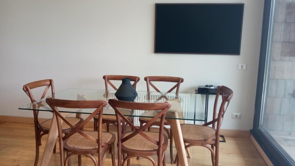 HOM I WiFi, Parking, Piscina Temperada