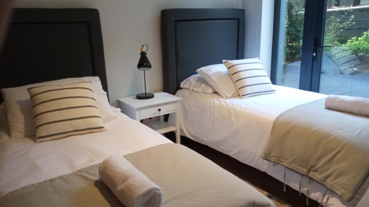 HOM I WiFi, Parking, Piscina Temperada