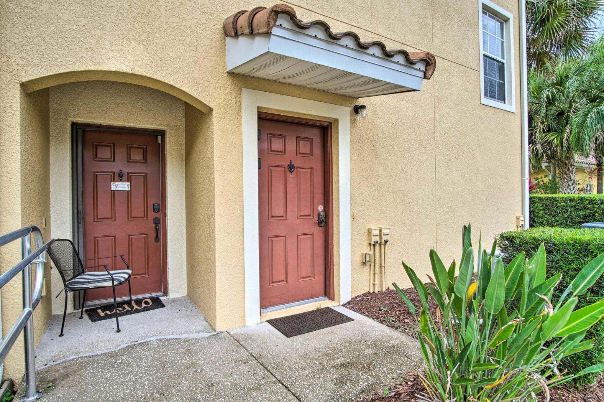 Hotel Quiet Disney Condo w/ Balcony ~ 2 Miles to Disney World! - Image 1
