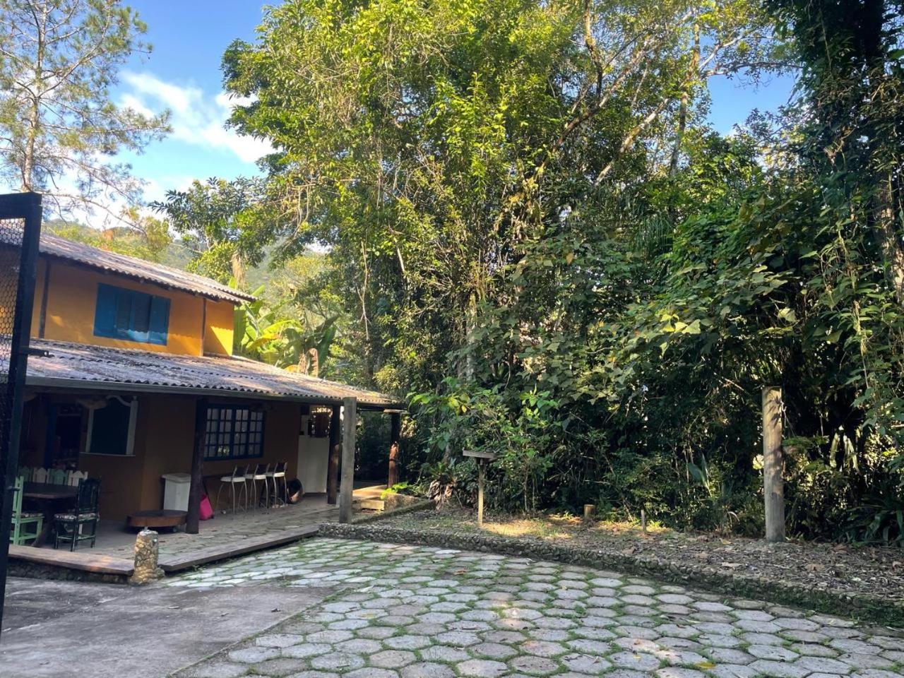 Pousada Tiê-Sangue