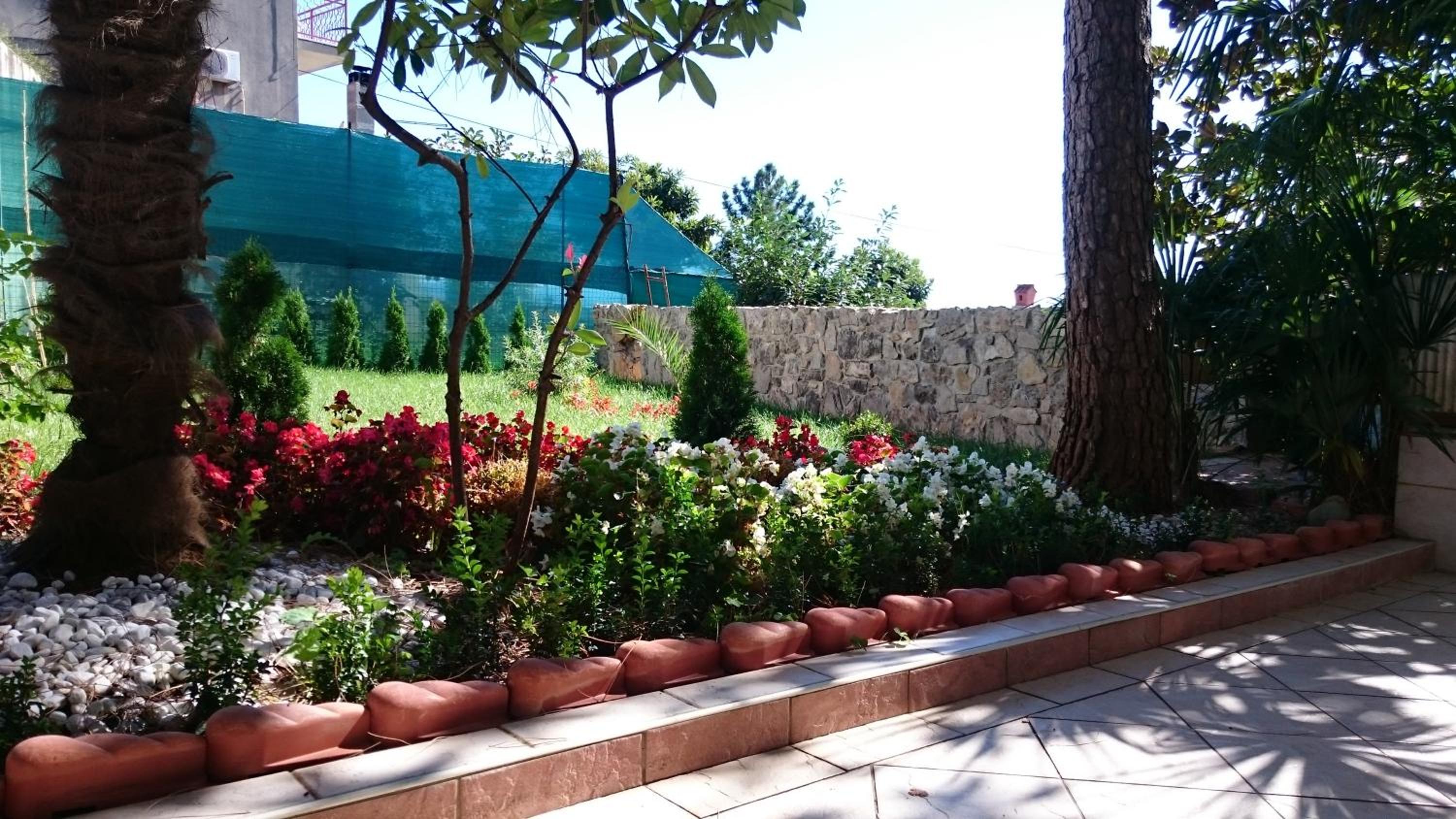 Villa Roses Apartments & Wellness