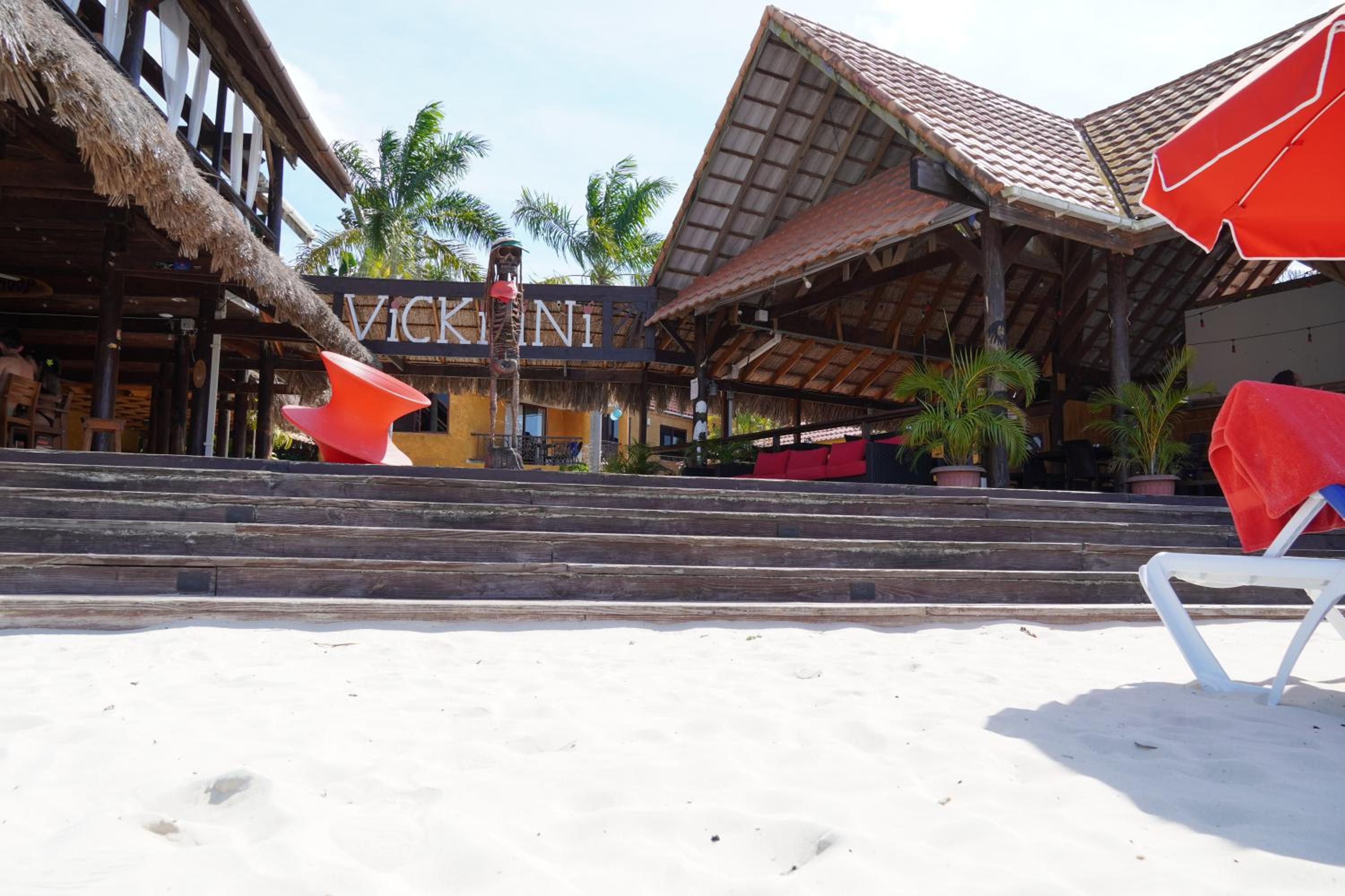 VickiTini Beach Resort view 3