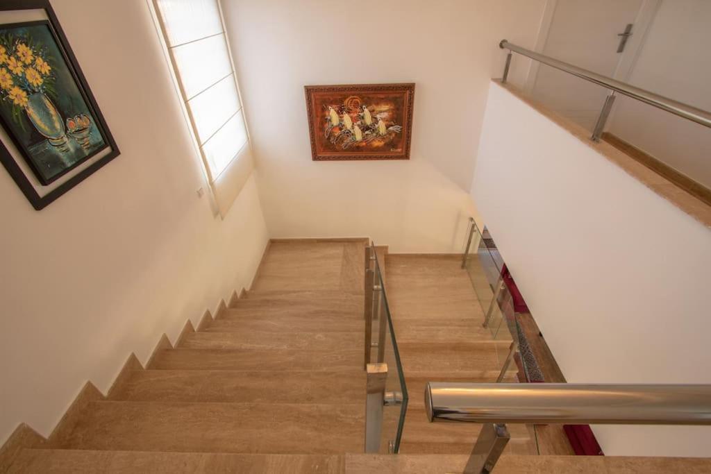 Photo 24