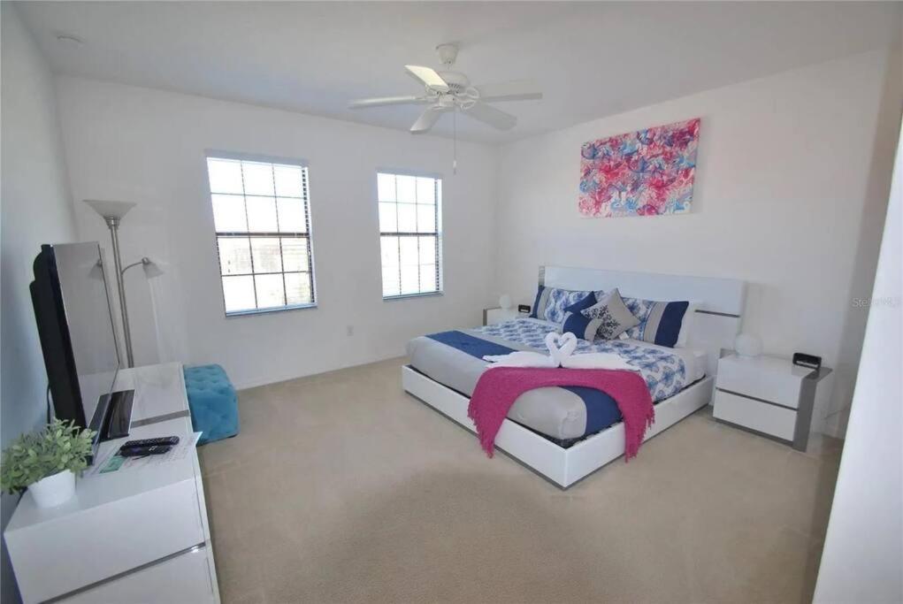 2617 Exclusive Haven with Pool Near Disney view 4