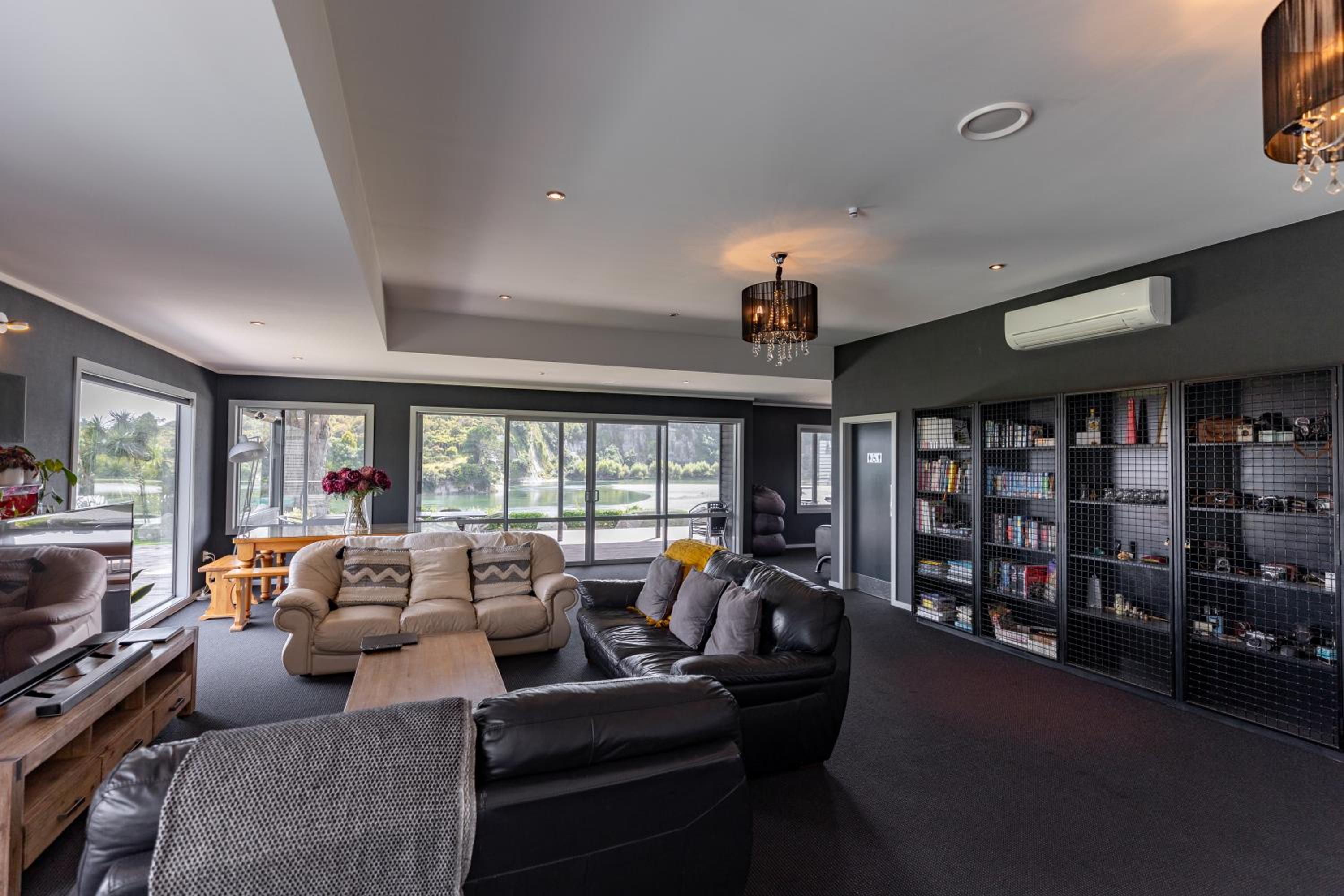 Riverstone House
