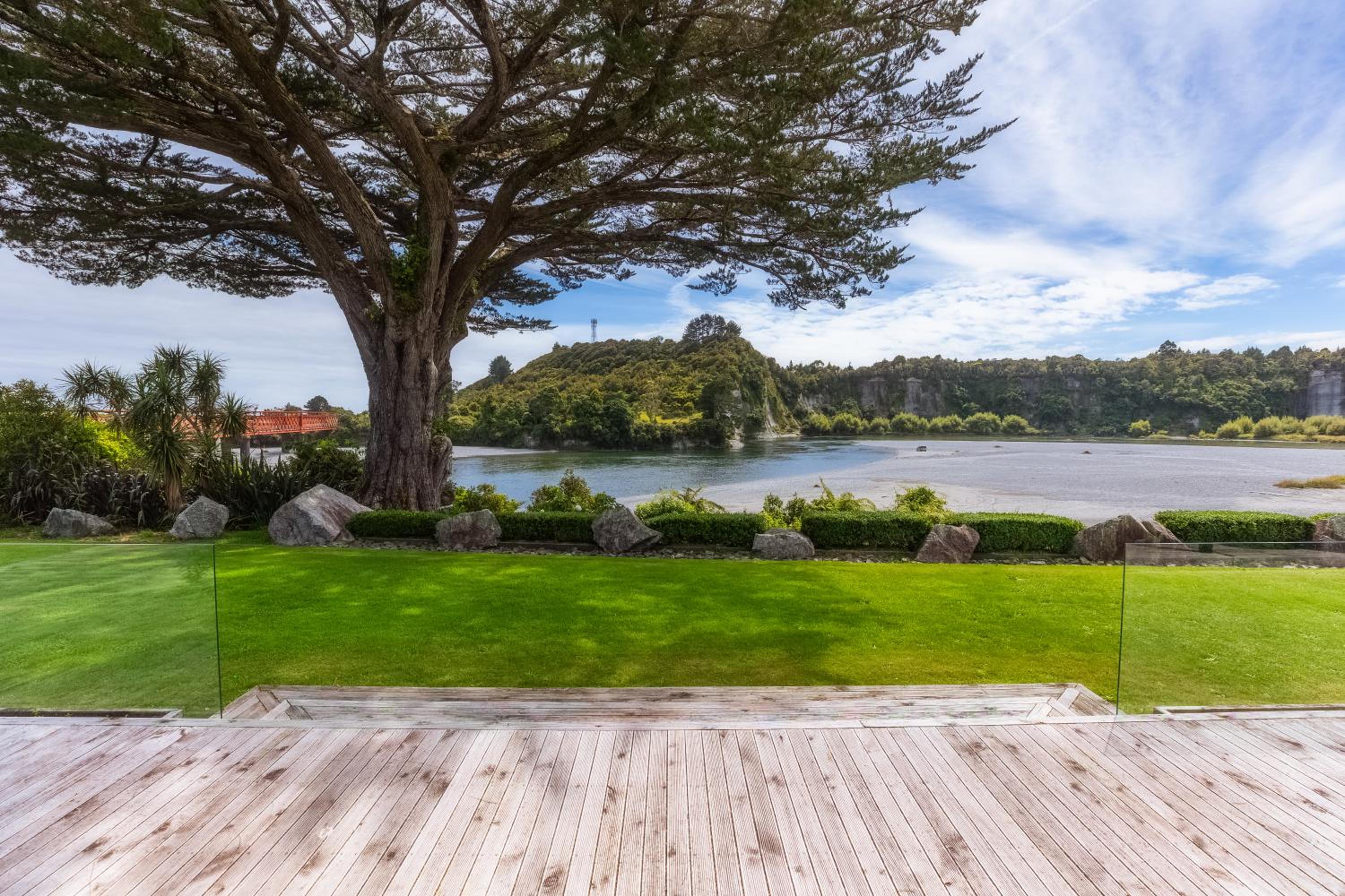 Riverstone House