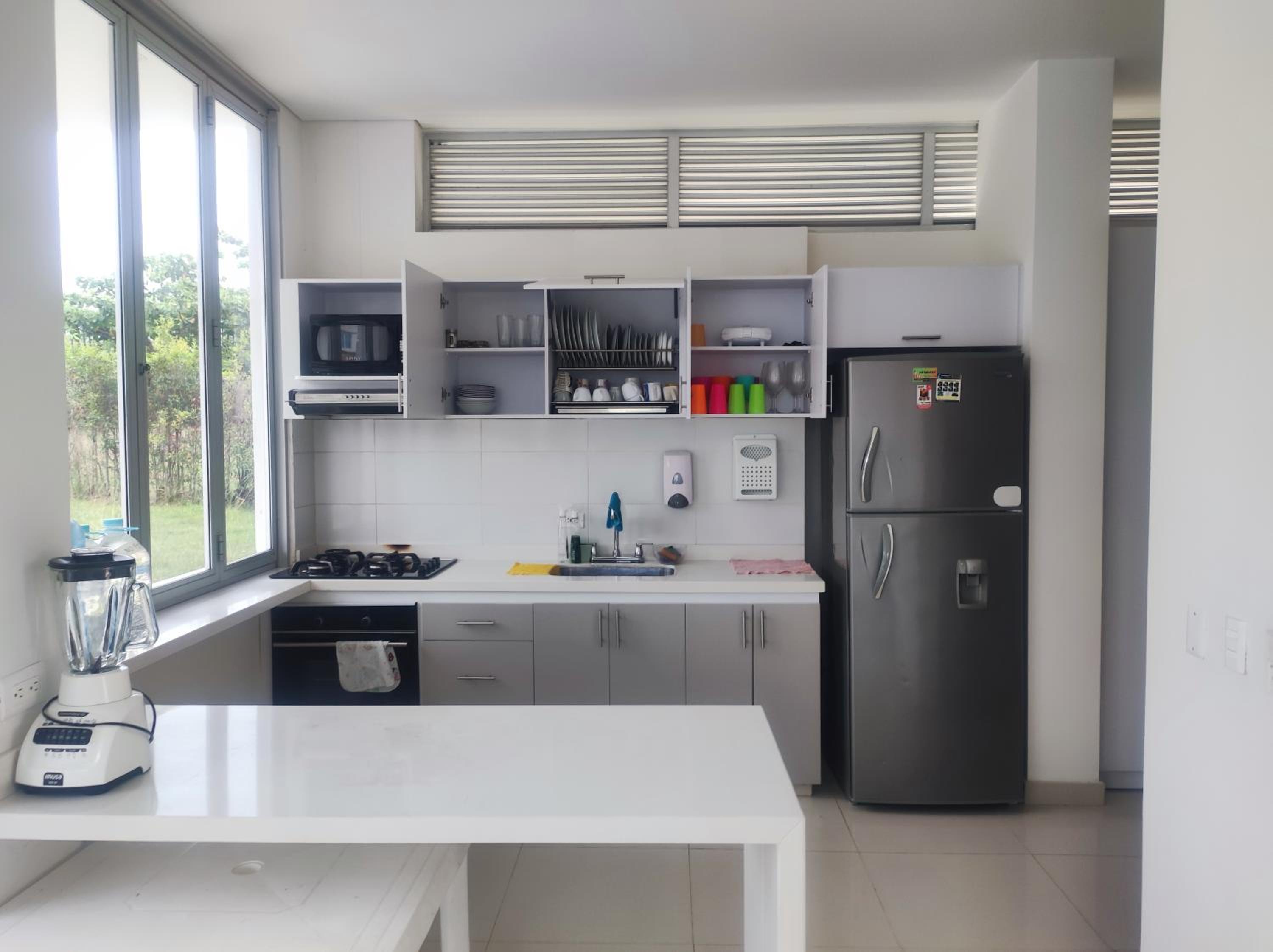 CASA VACACIONAL EN CHINAUTA, 18 PERSONAS PISCINA Y BBQ
