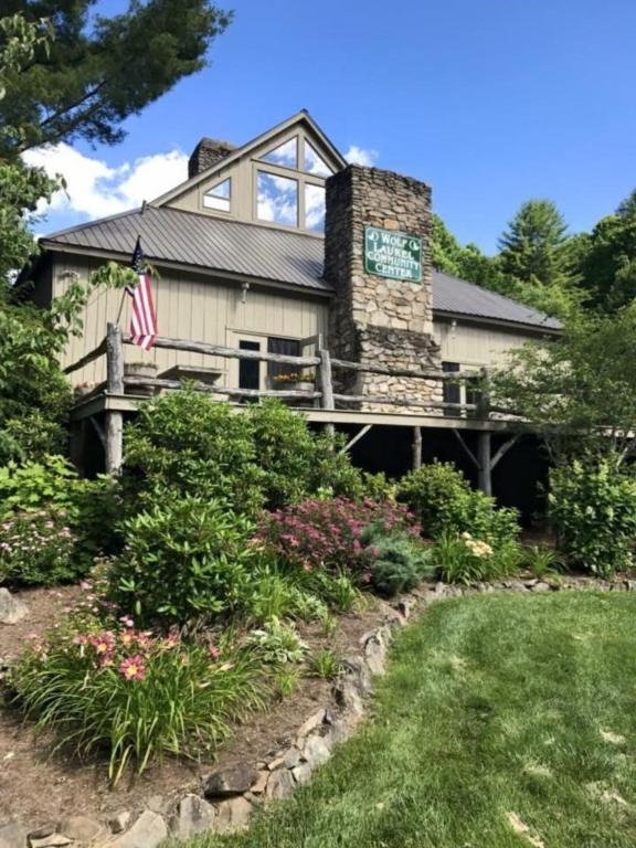 Outstanding Views! Golf, Mountains, Fireplace