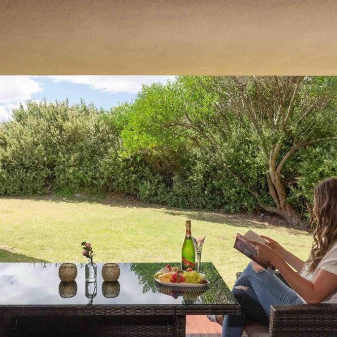 Hotel Amarè Beachside Luxury - Image 1