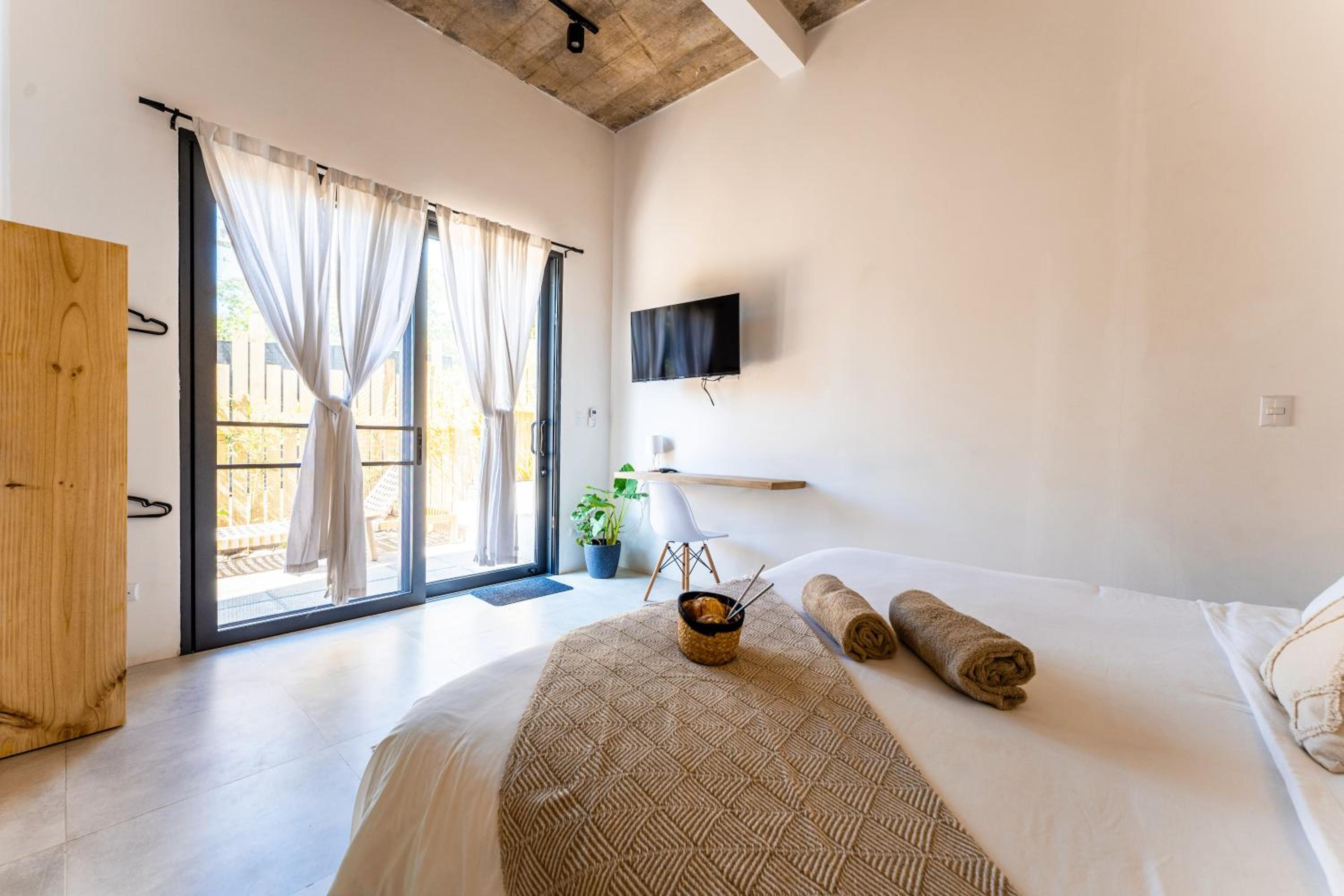 Alma Tropical - Luxury Villa Experience in Santa Teresa