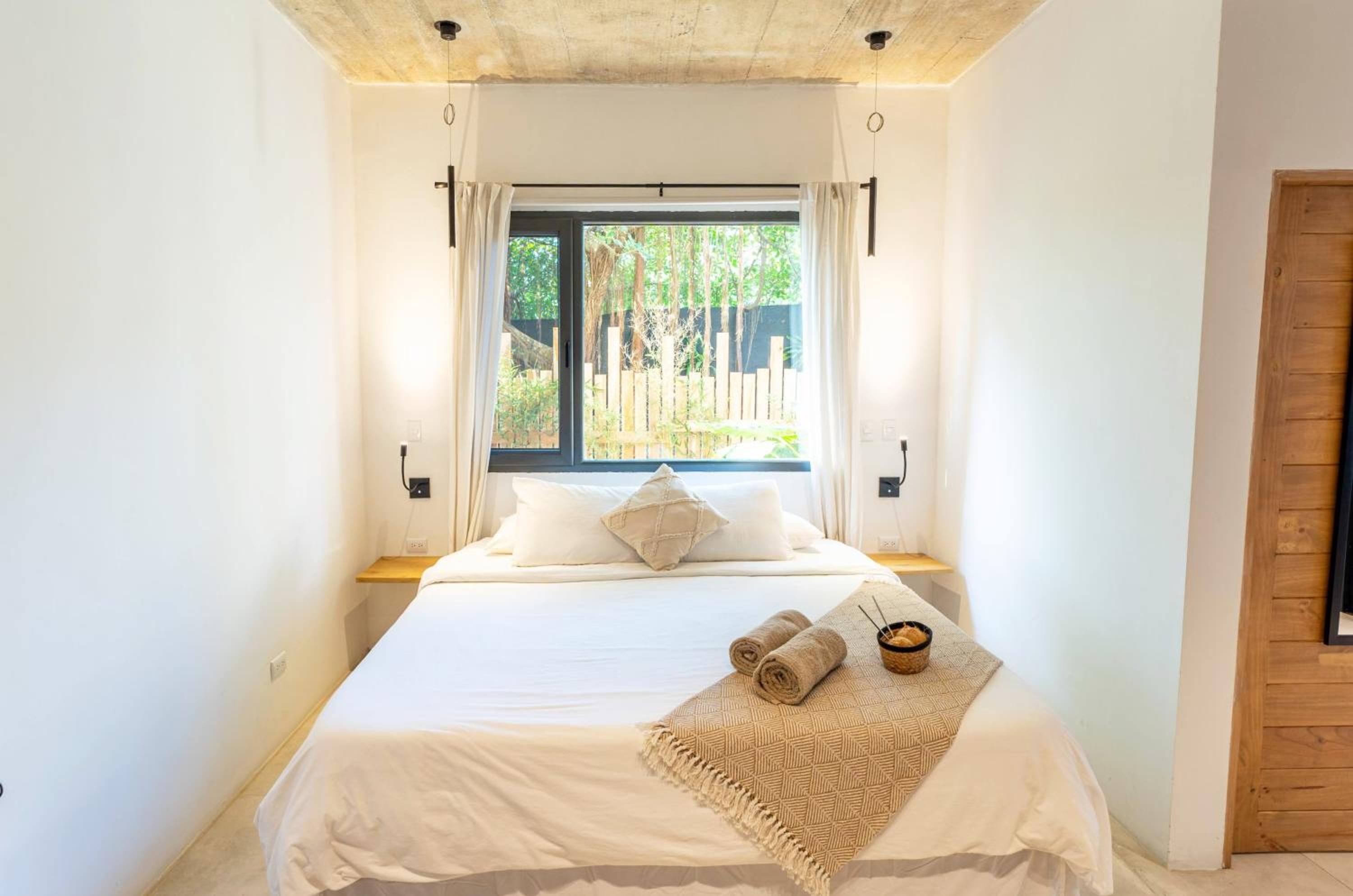 Alma Tropical - Luxury Villa Experience in Santa Teresa