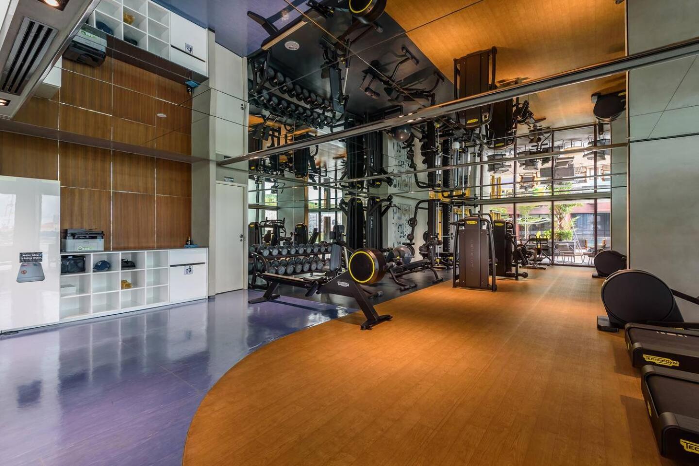 Metropole Thu Thiem-2 Br Apartment in the center -River view & Luxury