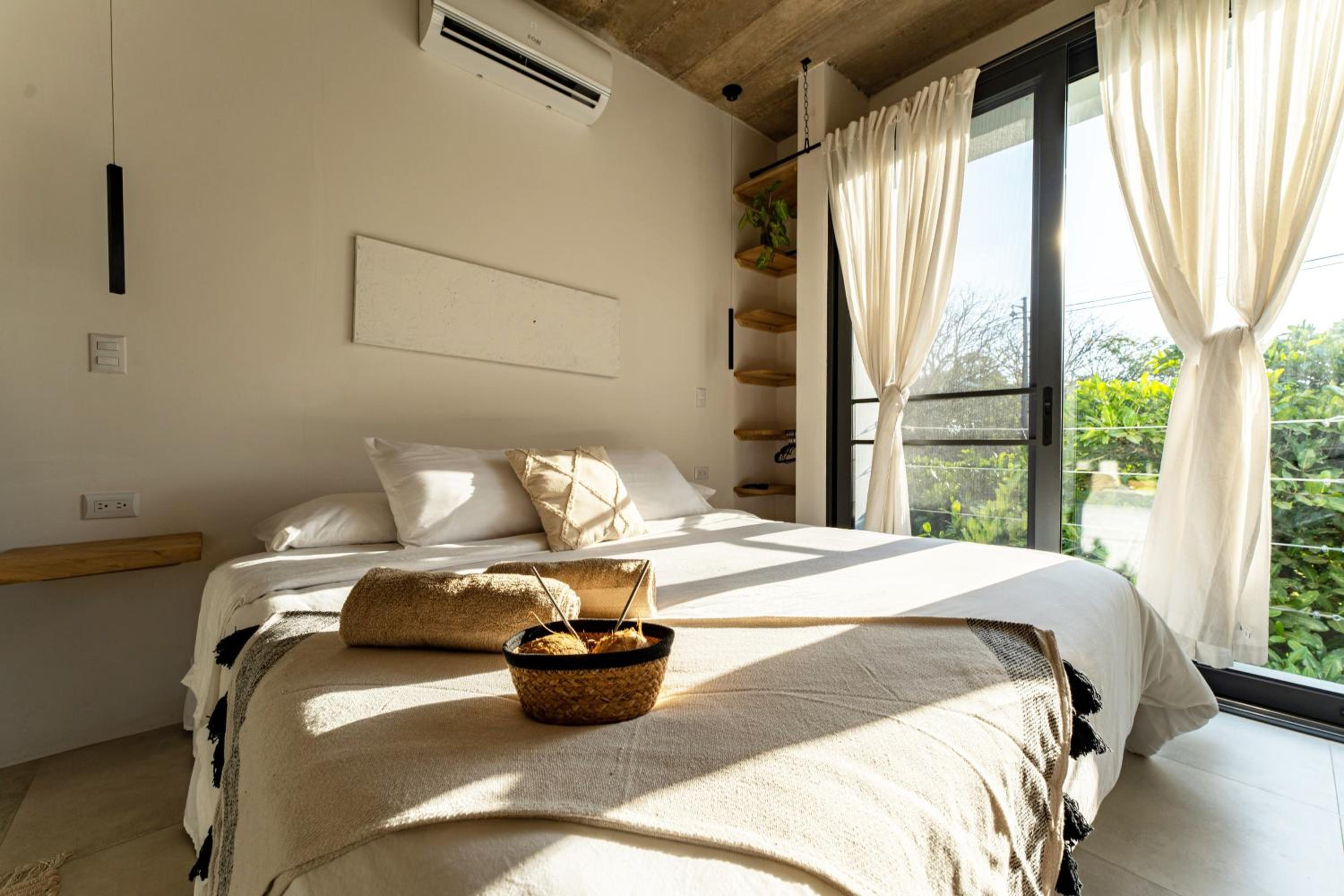 Alma Tropical - Luxury Villa Experience in Santa Teresa
