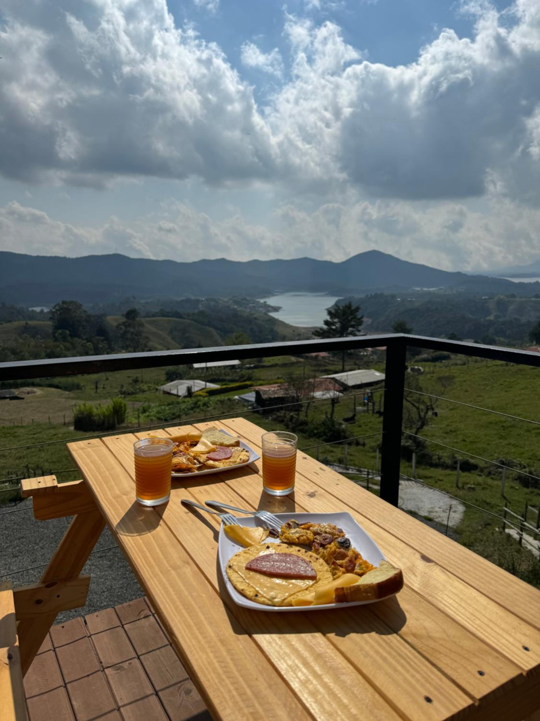 Glamping Samadhi - el Peñol