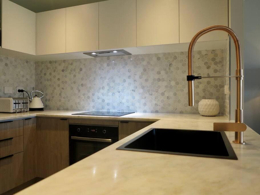 Trinity Beach Vacations - Bluewater Apartment - Property Image 49